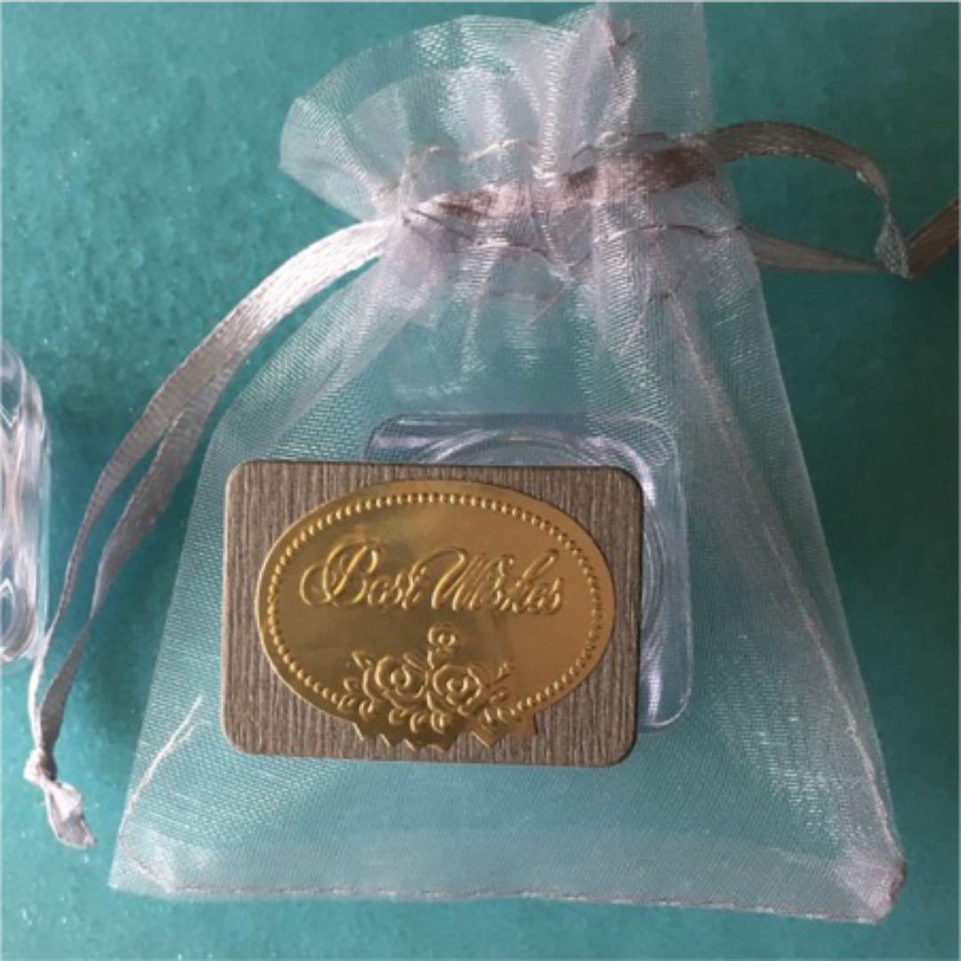 スワロフスキー 1カラットフラワー  18kgf ギフト用  ホワイトゴールド