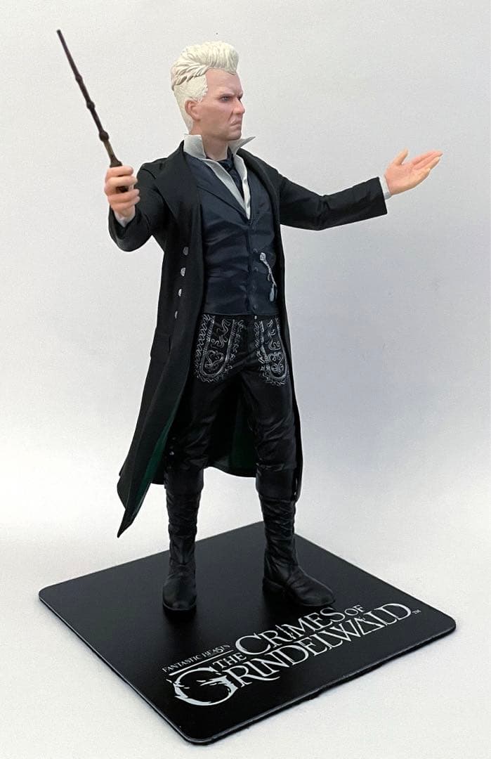 グリンデルバルド Artfx+ フィギュア ジョニー　デップ