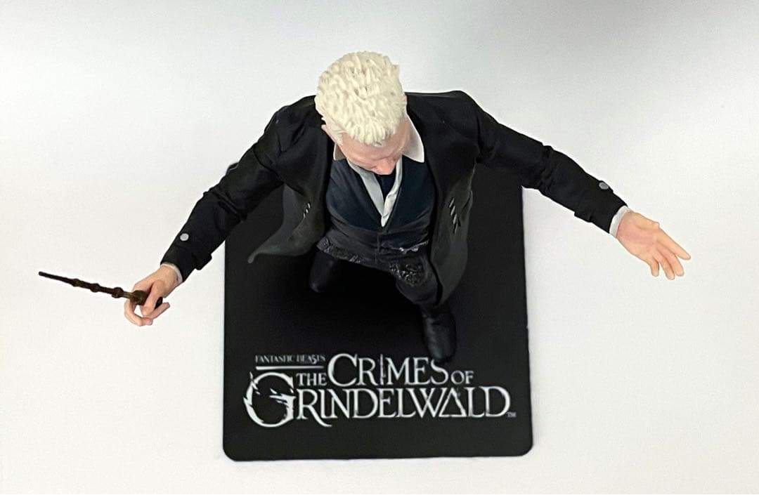 グリンデルバルド Artfx+ フィギュア ジョニー　デップ