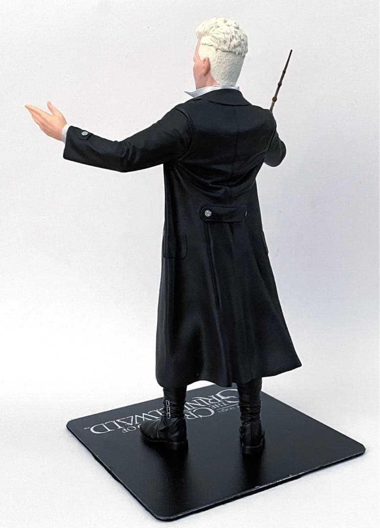 グリンデルバルド Artfx+ フィギュア ジョニー　デップ