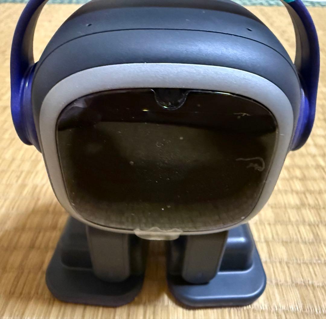 ロボット EMO AI Desktop Pet LIVING.AI