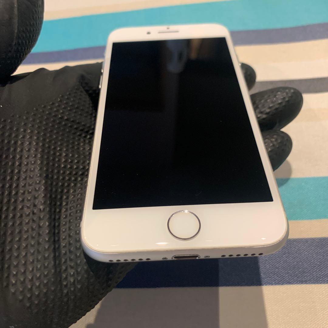 Apple iPhone 8 シルバー 本体　　美品256G SIMフリー