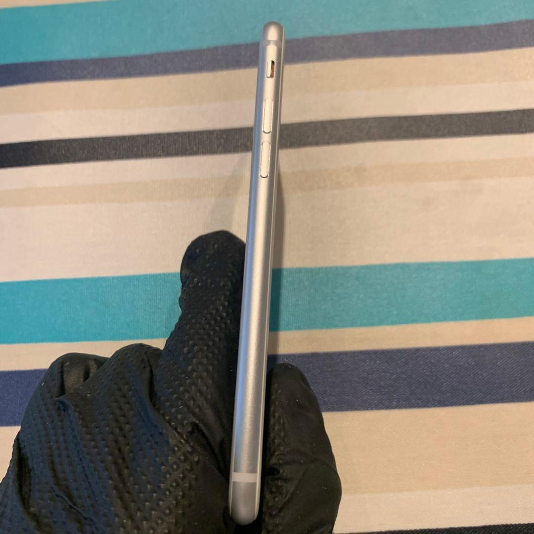 Apple iPhone 8 シルバー 本体　　美品256G SIMフリー