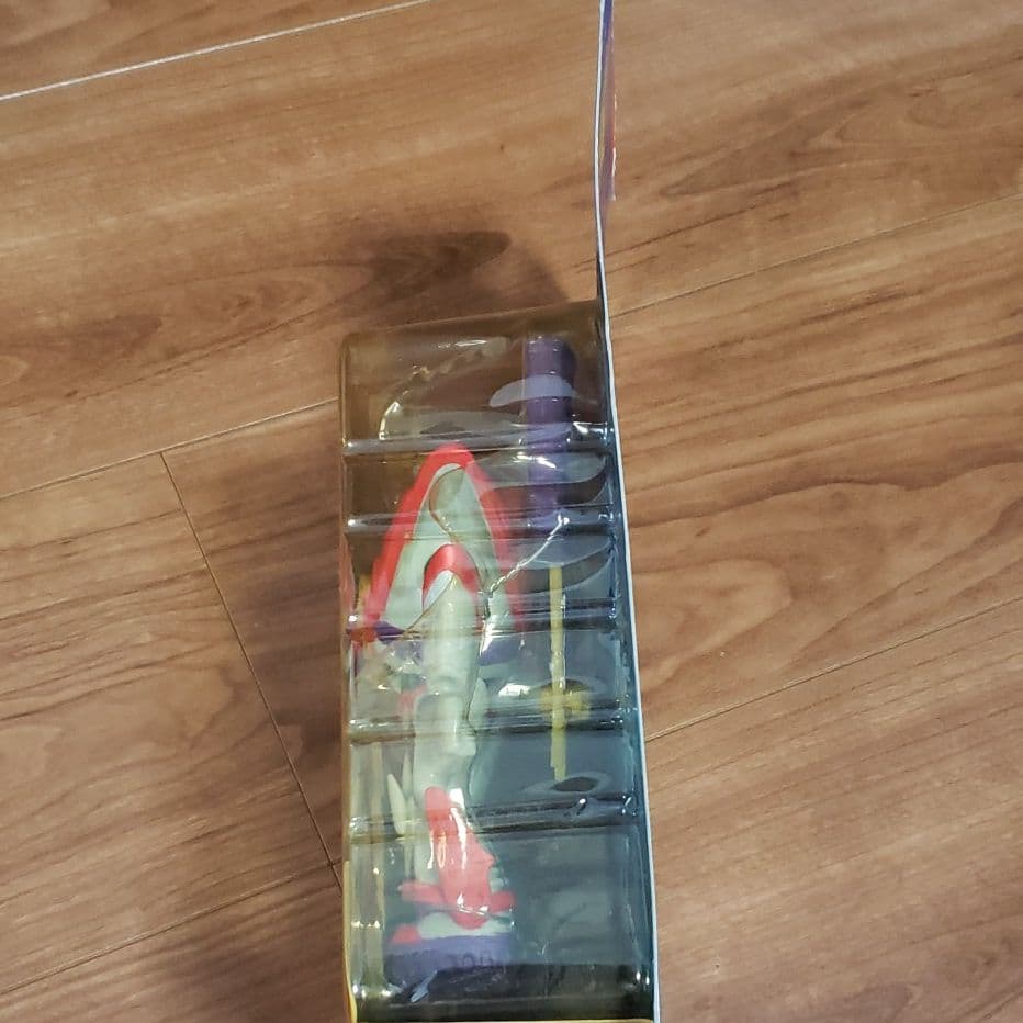 トイストーリー　バズ　フィギュア