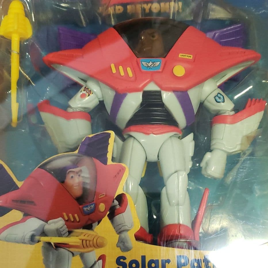 トイストーリー　バズ　フィギュア