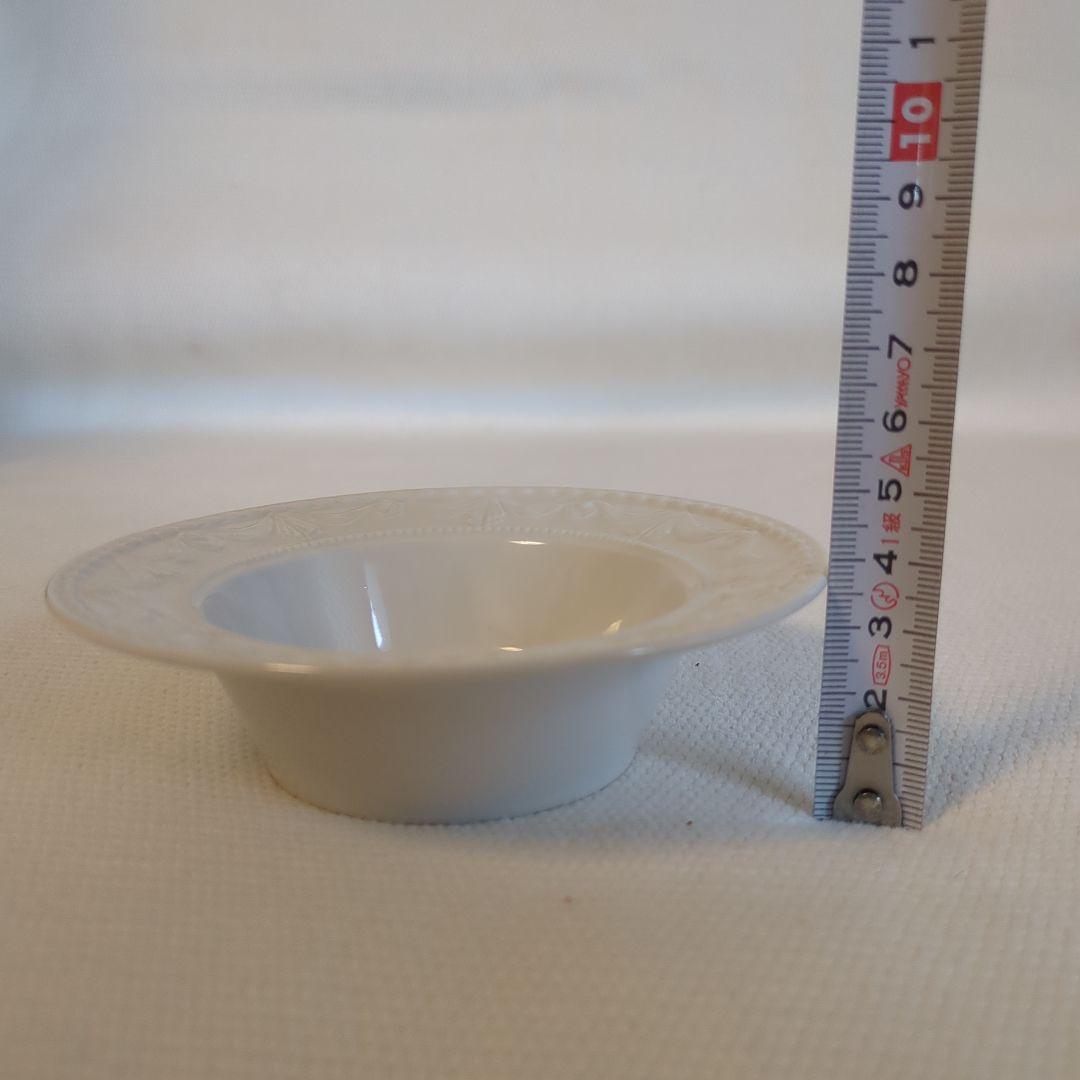 KPM ベルリン クアランド 小皿　デザート皿　デザートボウル 白　12 cm