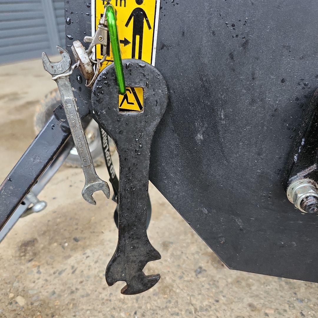 《引取限定》ハイガー ウッドチッパー エンジン式粉砕機