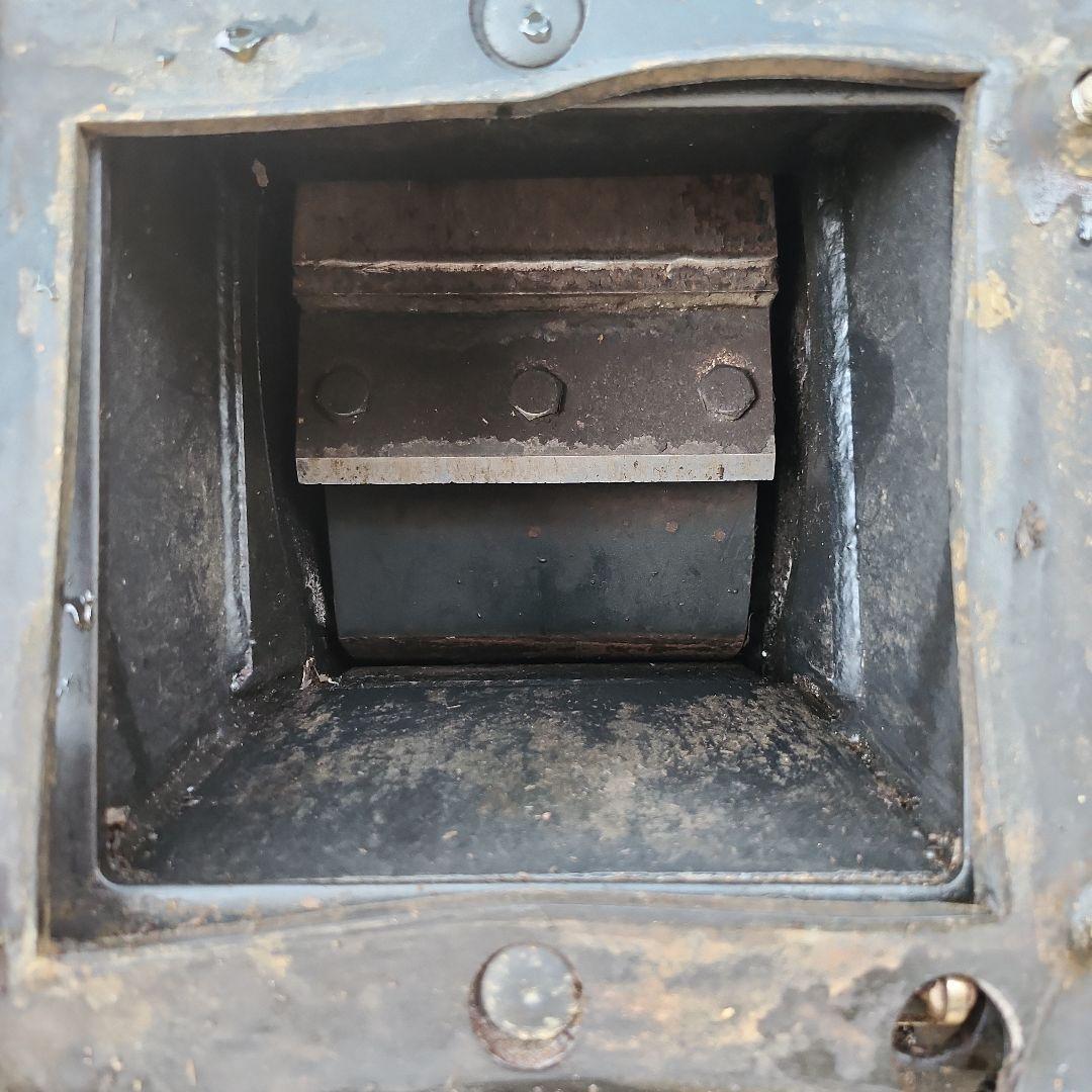 《引取限定》ハイガー ウッドチッパー エンジン式粉砕機