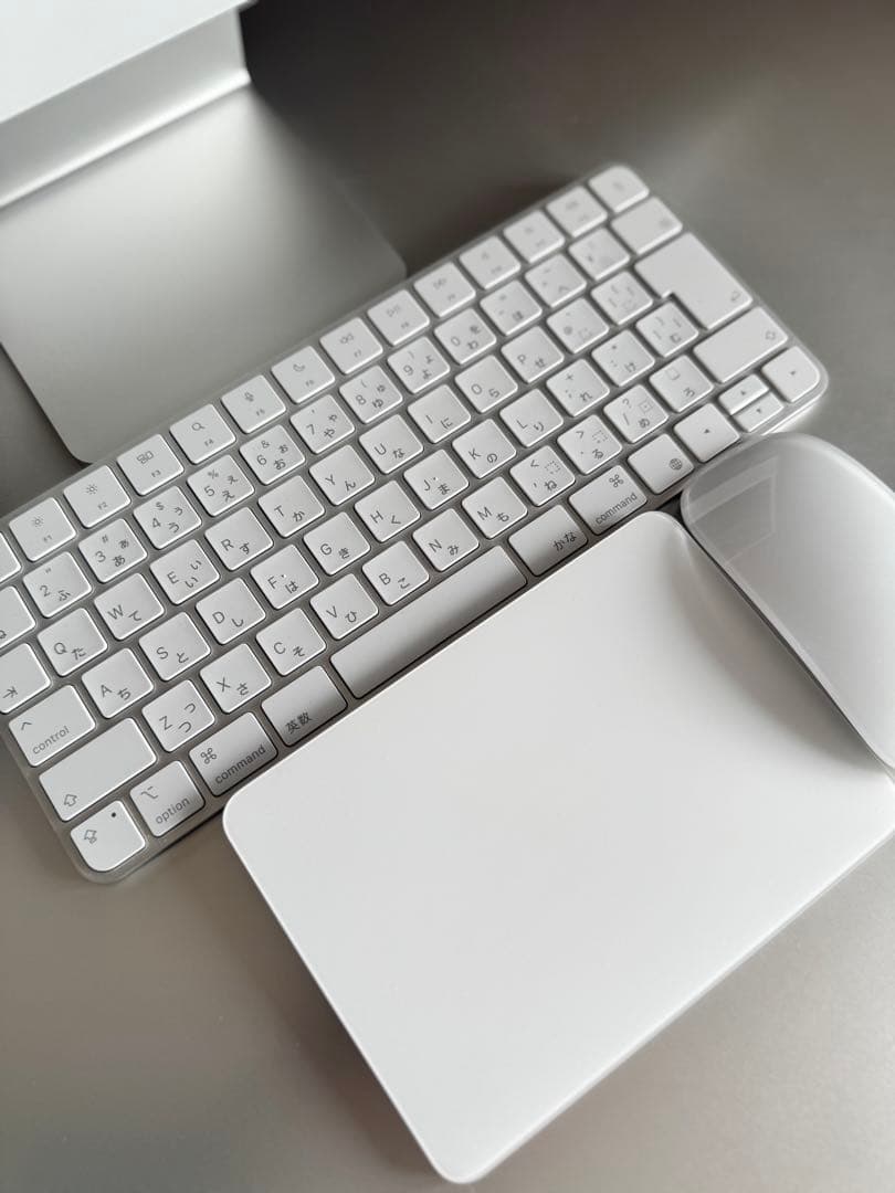 Y*g様 iMac24 M4＋magic track pad付き