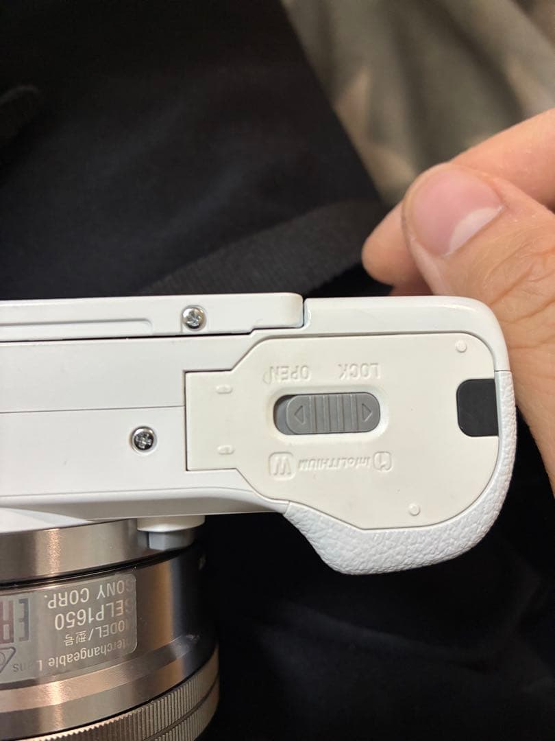 ★極上級★ほぼ新品★SONY a5100 シャッター回数1000回以下