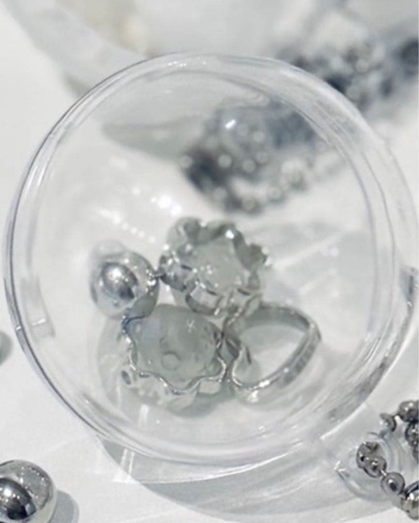 Man 目黒蓮 ポップアップ　スノーボールキーリング、キーホルダー