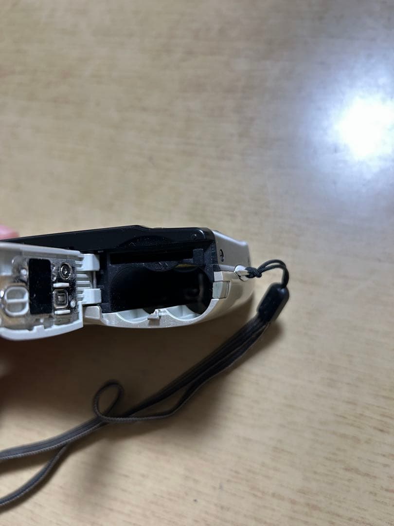 動作確認済み　Nikon COOLPIX L22 コンパクトデジタルカメラ 本体