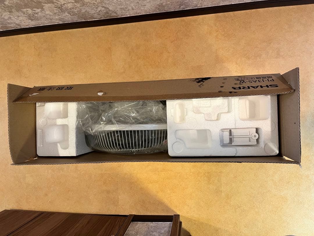 SHARP シャープ　プラズマクラスター　扇風機　PJ-J3AS-W