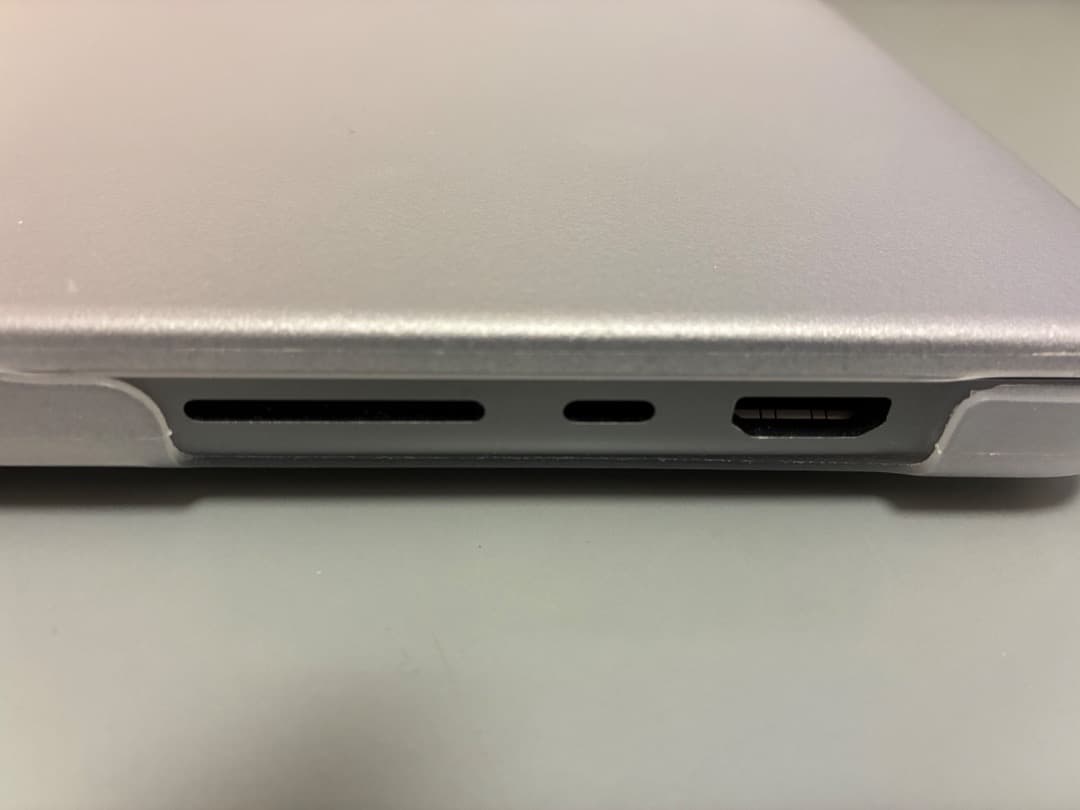 美品・MacBook Pro 16インチ M1Pro 32GB 512GB
