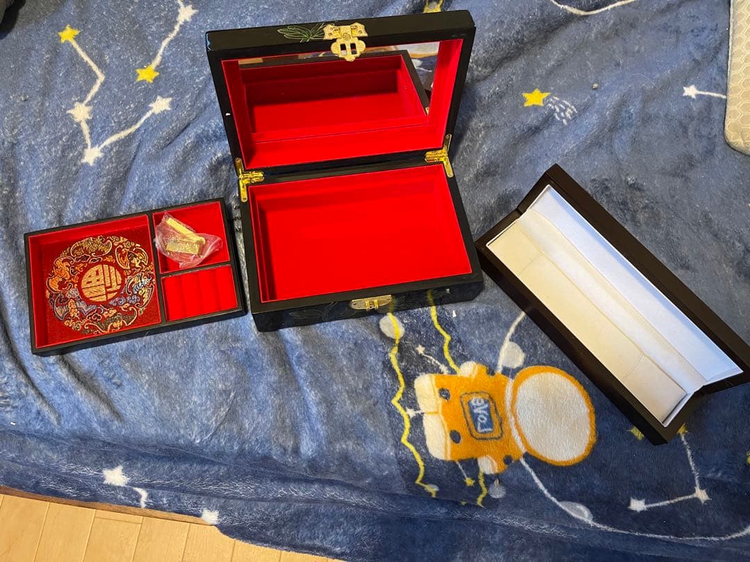 漆雕ジュエリー収納ケースとネクレス収納ケース