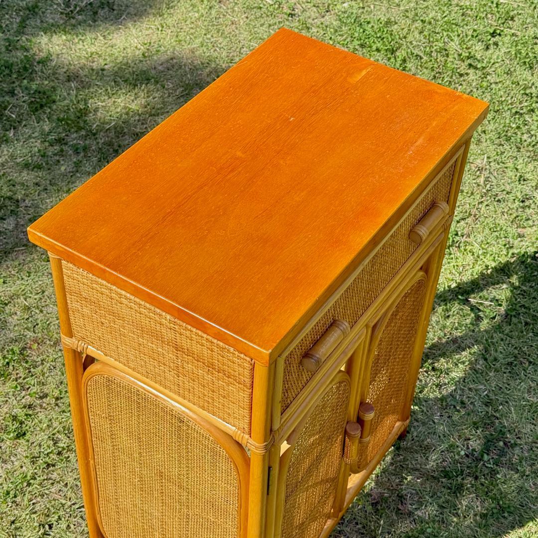 ビンテージ　オールドラタン　キャビネット　ランドリーラック