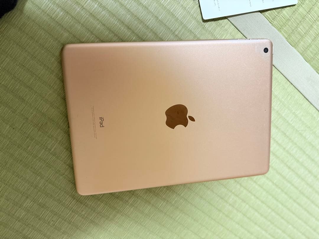 Apple iPad 第6世代　A1893