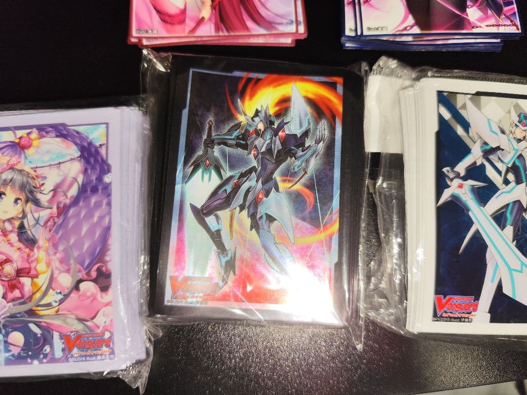 愛*紗様 まとめ売り　光崎　シロナ　スカサハ　ジャンヌ　　19枚目画像のスリーブ