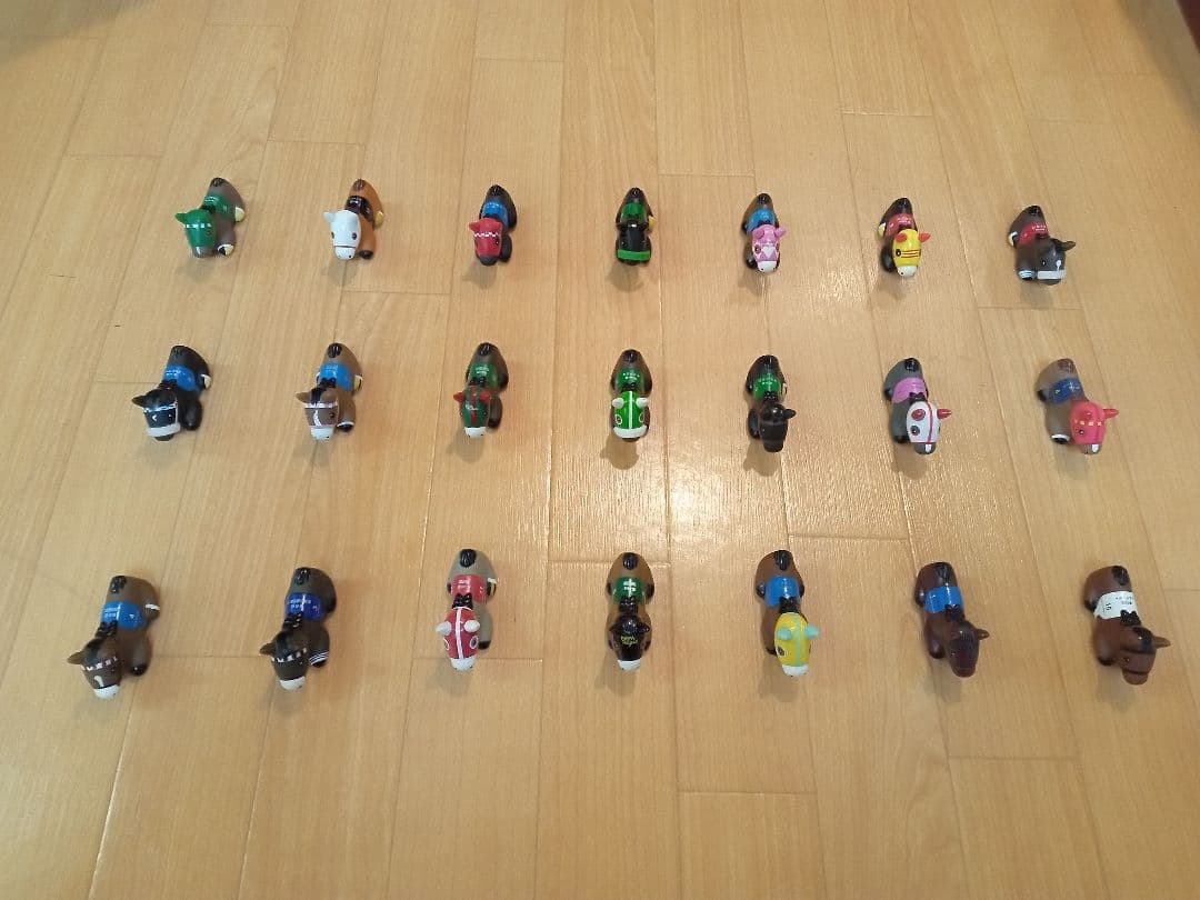 【希少】 競馬 フィギュア ソフビ人形 21頭