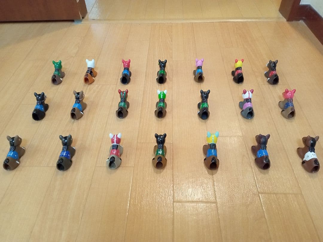 【希少】 競馬 フィギュア ソフビ人形 21頭