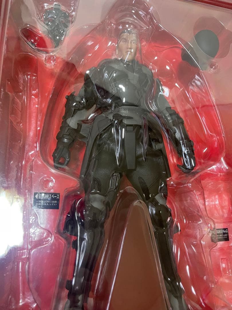 タカラ　首都警特機隊突入隊員 92式特殊強化 装甲服 押井守