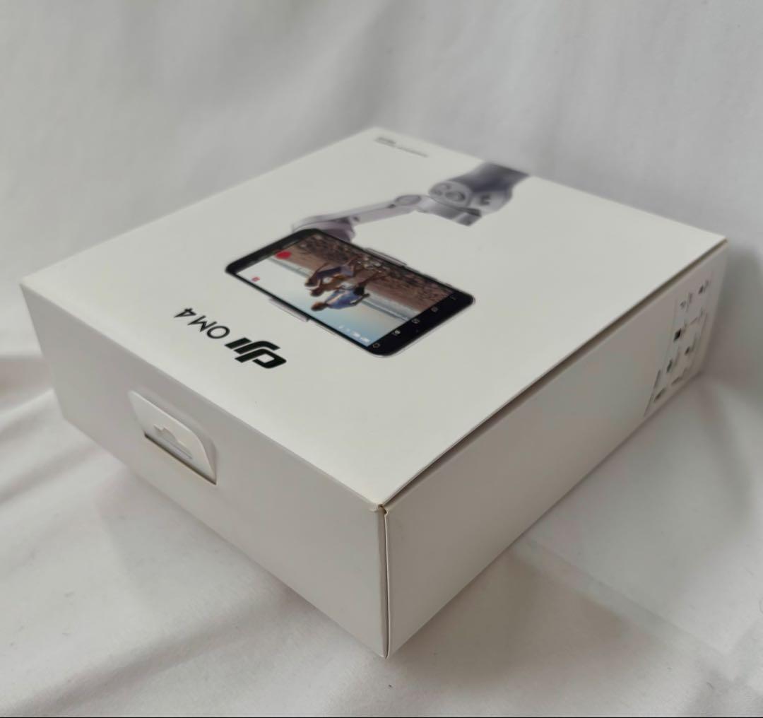 DJI Osmo Mobile 4 スマートフォン用スタビライザー ジンバル