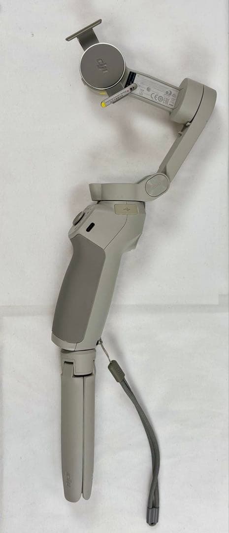 DJI Osmo Mobile 4 スマートフォン用スタビライザー ジンバル