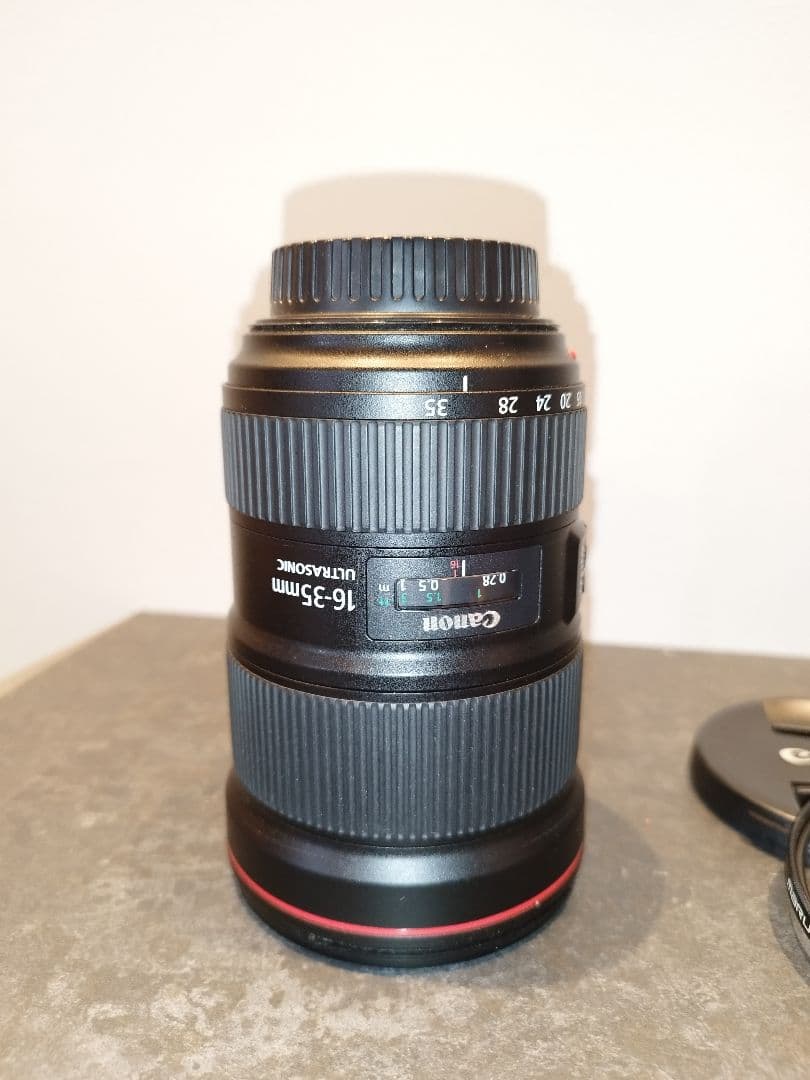 Canon EF 16-35mm f2.8 L III USM 元箱 付属品