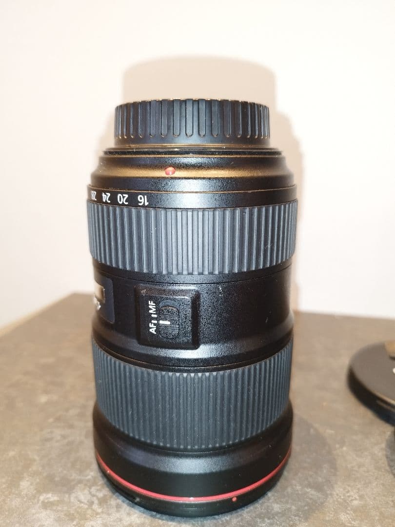 Canon EF 16-35mm f2.8 L III USM 元箱 付属品