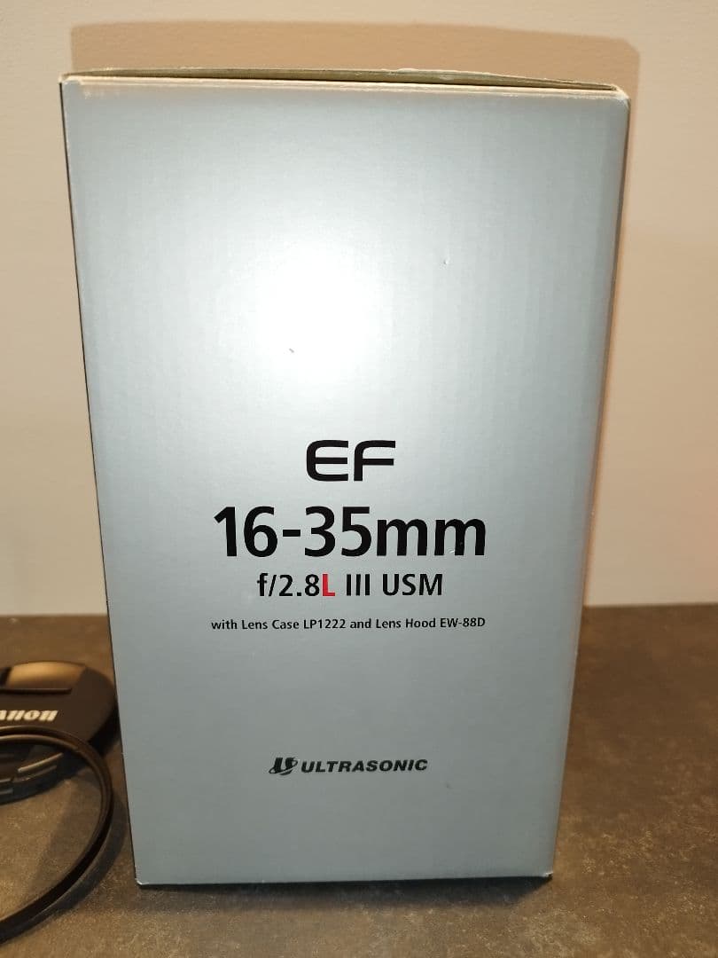 Canon EF 16-35mm f2.8 L III USM 元箱 付属品
