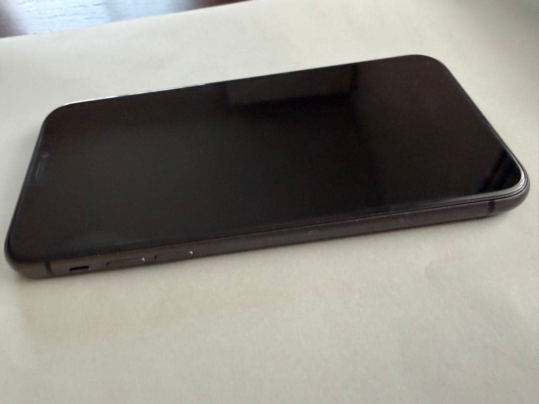 iPhone11 ブラック　128GB 本体