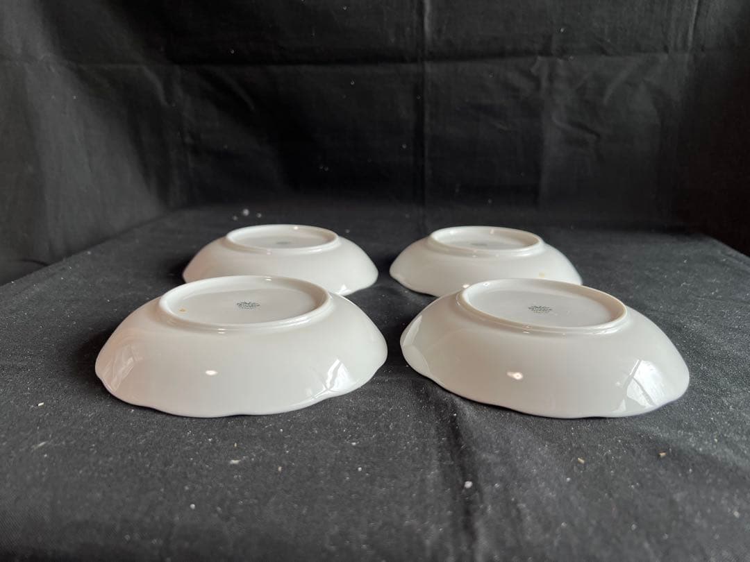 リチャードジノリ　ボンジョルノチェリー　ディッシュラウンドS　①