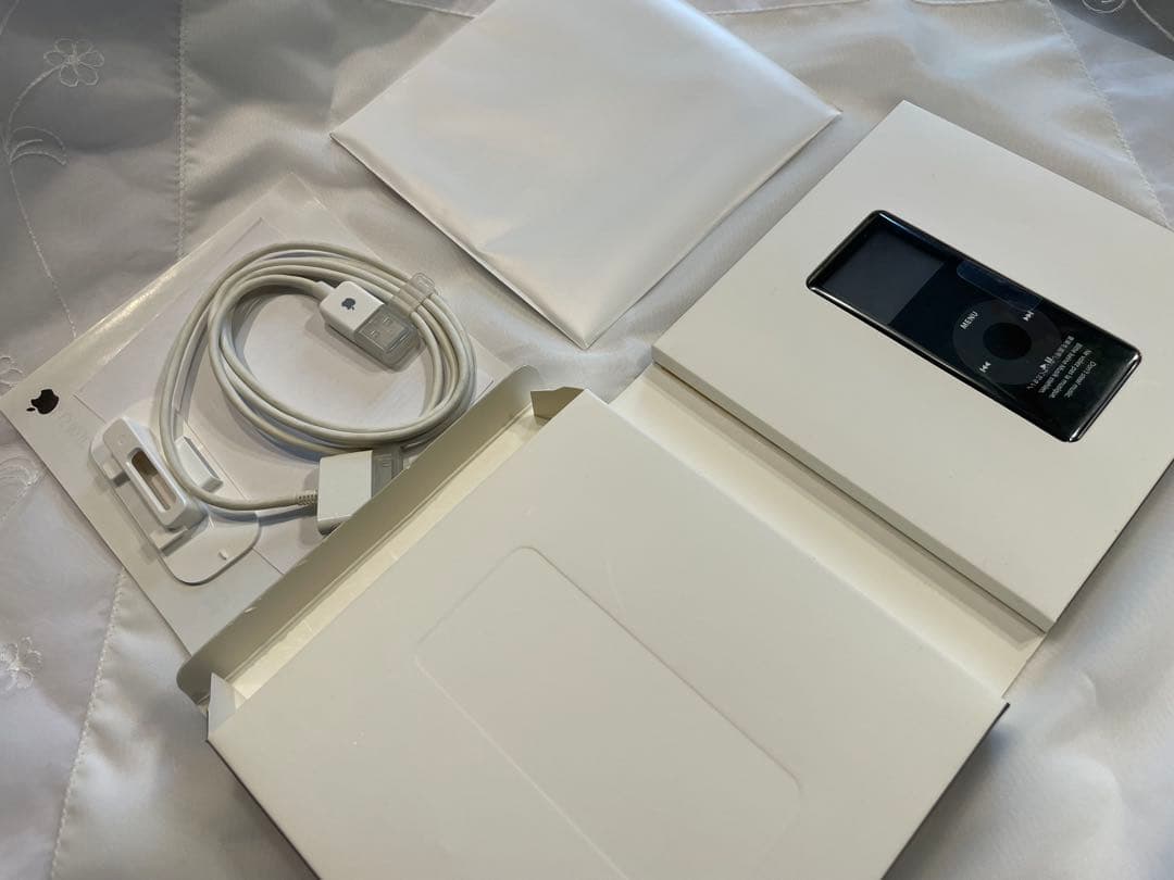 【週末セール】未使用iPod nano 第1世代 2GB レア