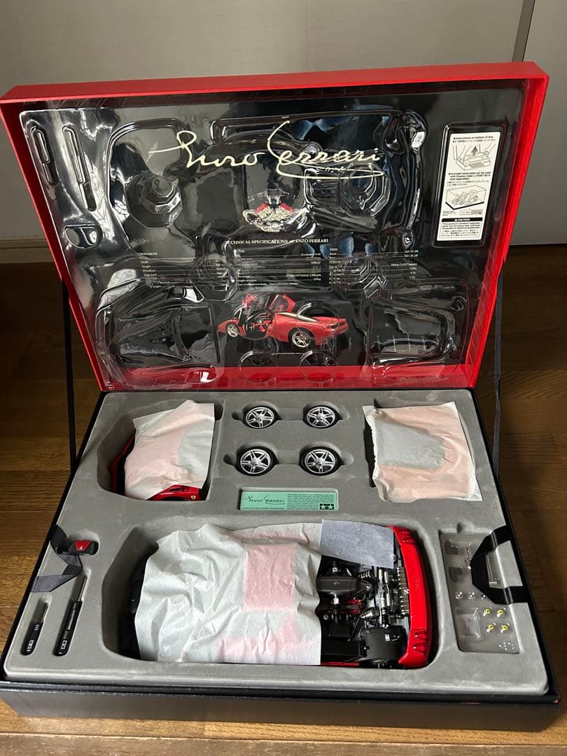 タミヤ 1/12 コレクターズクラブ・スペシャル エンツォフェラーリ 未組立