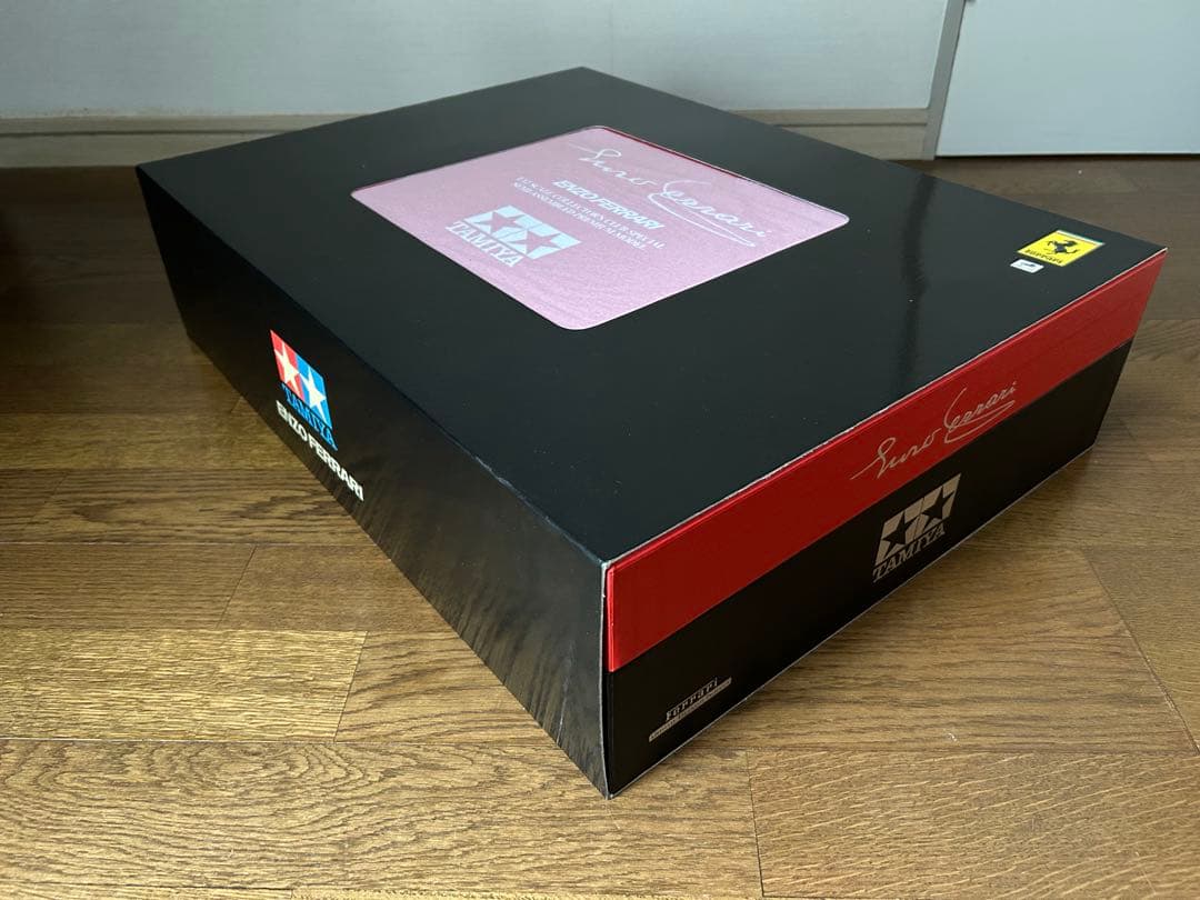 タミヤ 1/12 コレクターズクラブ・スペシャル エンツォフェラーリ 未組立