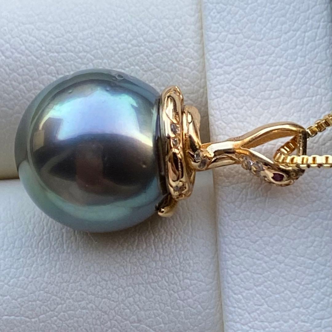 本真珠　南洋黒蝶真珠ネックレストップ 12.8mmグリーンPT786