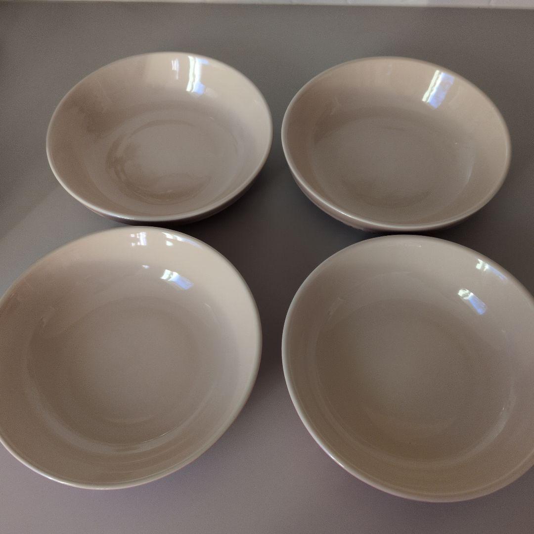 期間限定★LE CREUSET ピンク ベージュ 皿 4枚セット