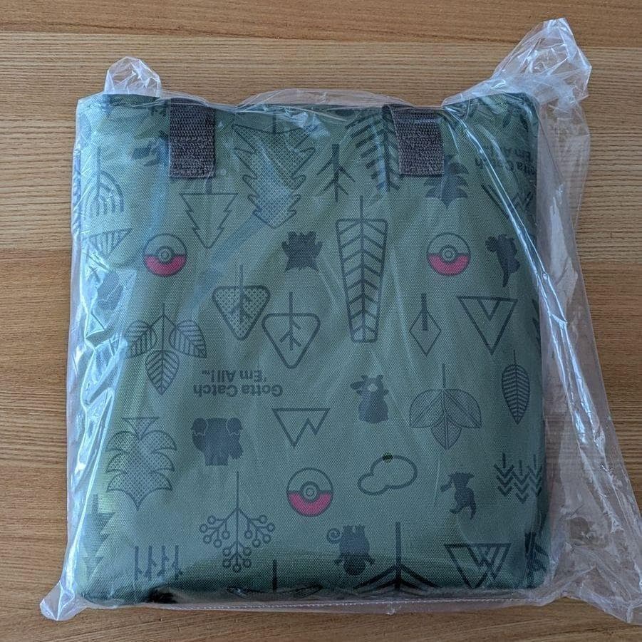 【LOGOS】ロゴス ポケモン トートイン防水シート ファミリー ピカチュウ