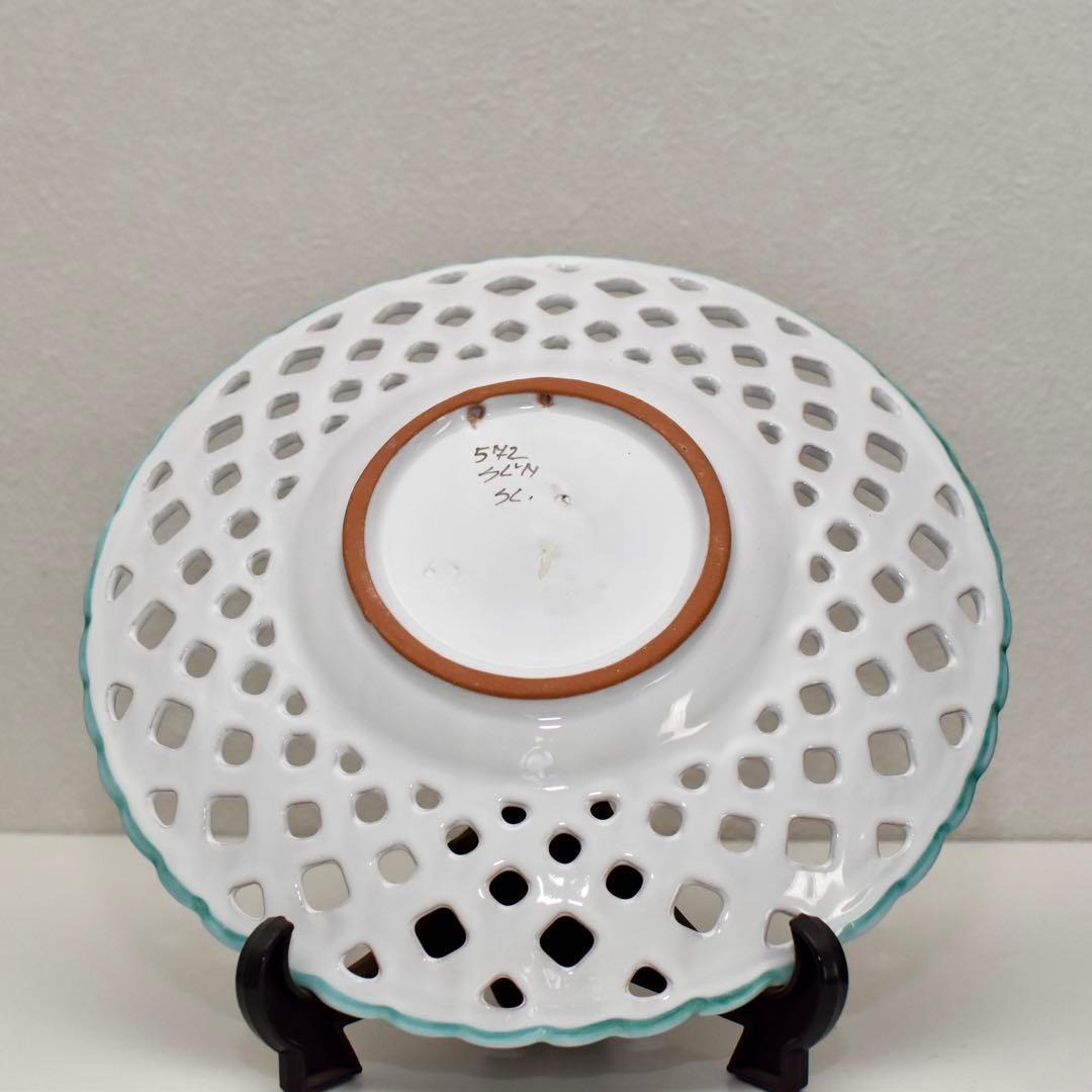 透かし模様 花柄 陶磁器皿