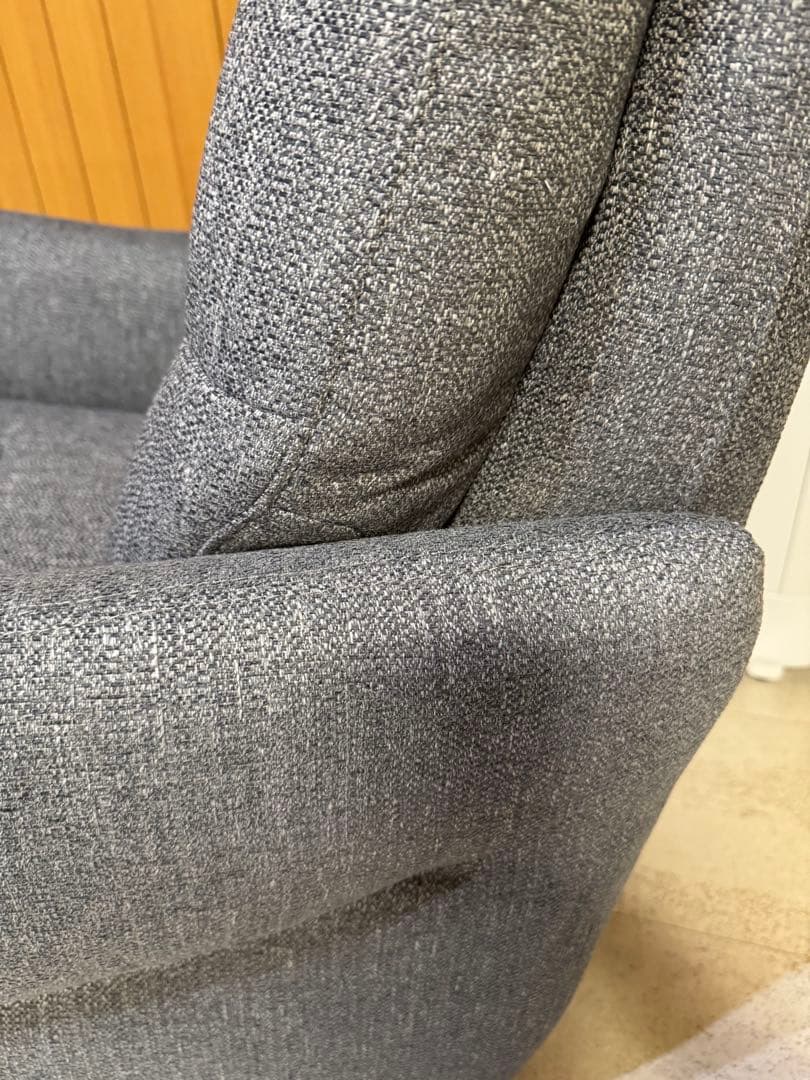 こ*じ様 [送料込] 2023年冬購入 ニトリ電動1人掛けソファ グレー ファブ