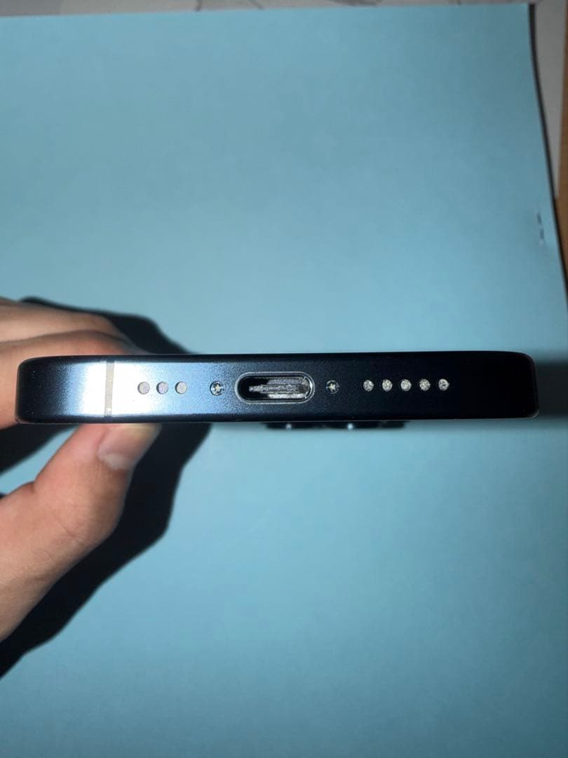 【値下げ中】iPhone15Pro 256GB ブルーチタニウム 88%