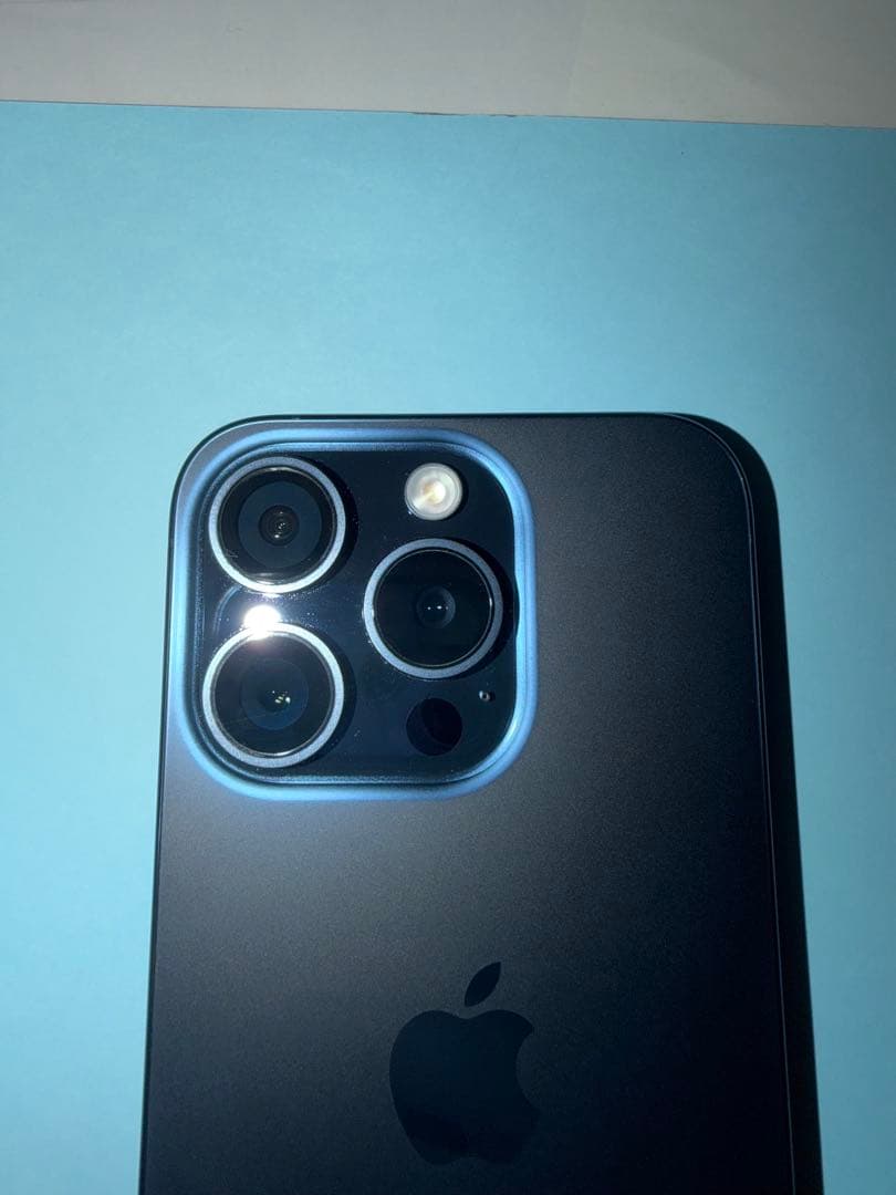 【値下げ中】iPhone15Pro 256GB ブルーチタニウム 88%