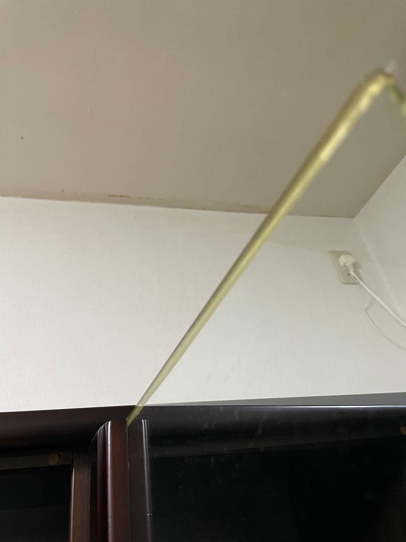 全面ガラス　木製ガラス扉キャビネット ダークブラウン　下段に引き出し