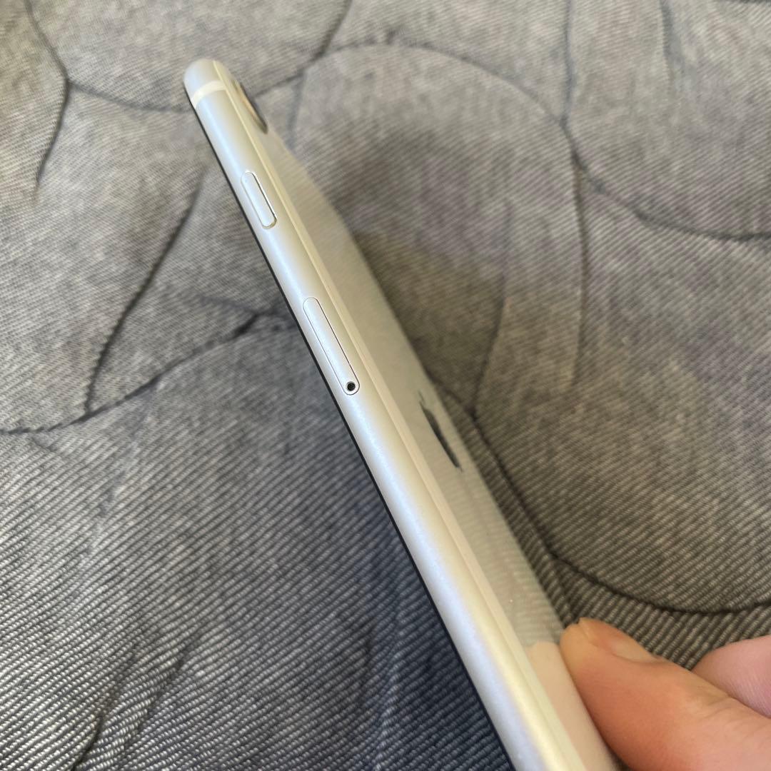 iPhone se 第2世代　初期化済み