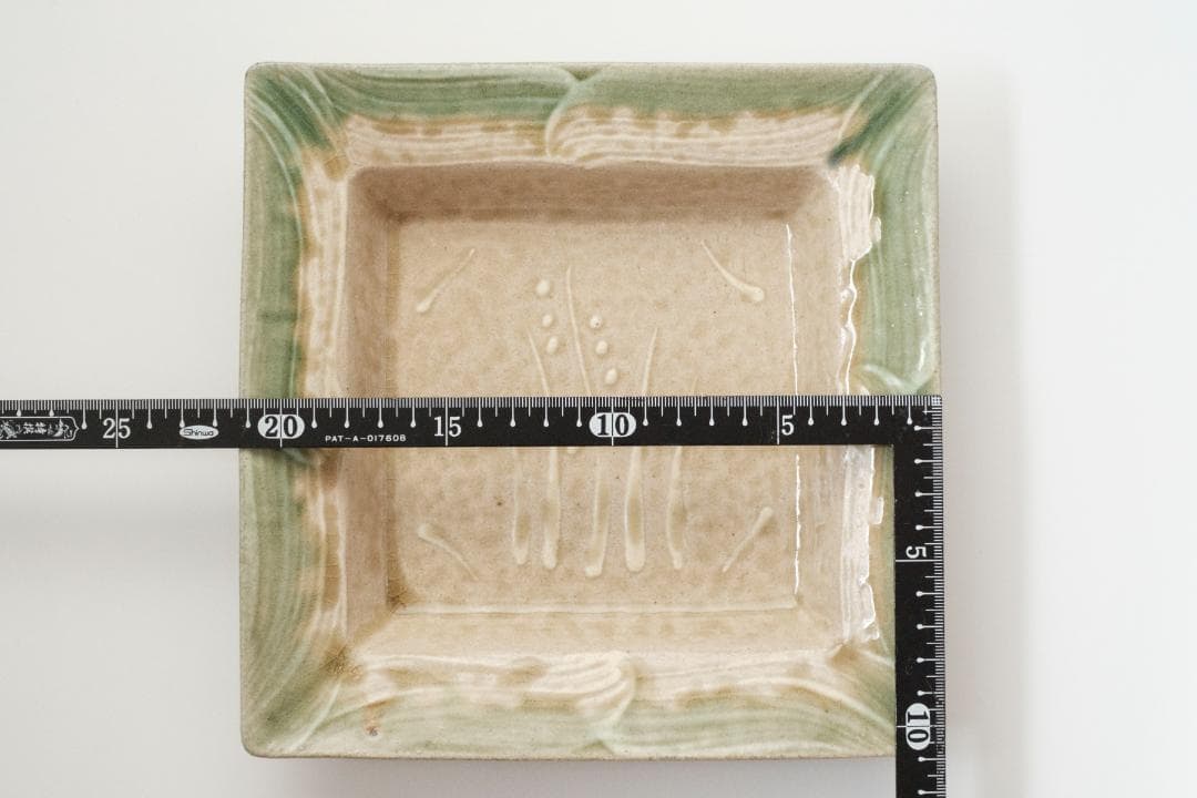 明石庄作　刷毛目花紋角皿 3枚セット　益子焼