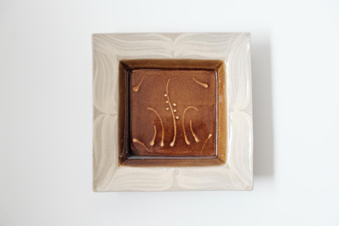 明石庄作　刷毛目花紋角皿 3枚セット　益子焼