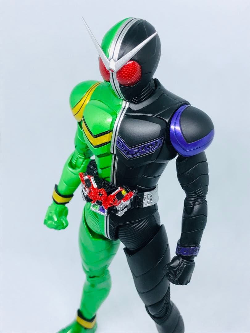 S.H.Figuarts 真骨彫製法仮面ライダーW サイクロンジョーカー