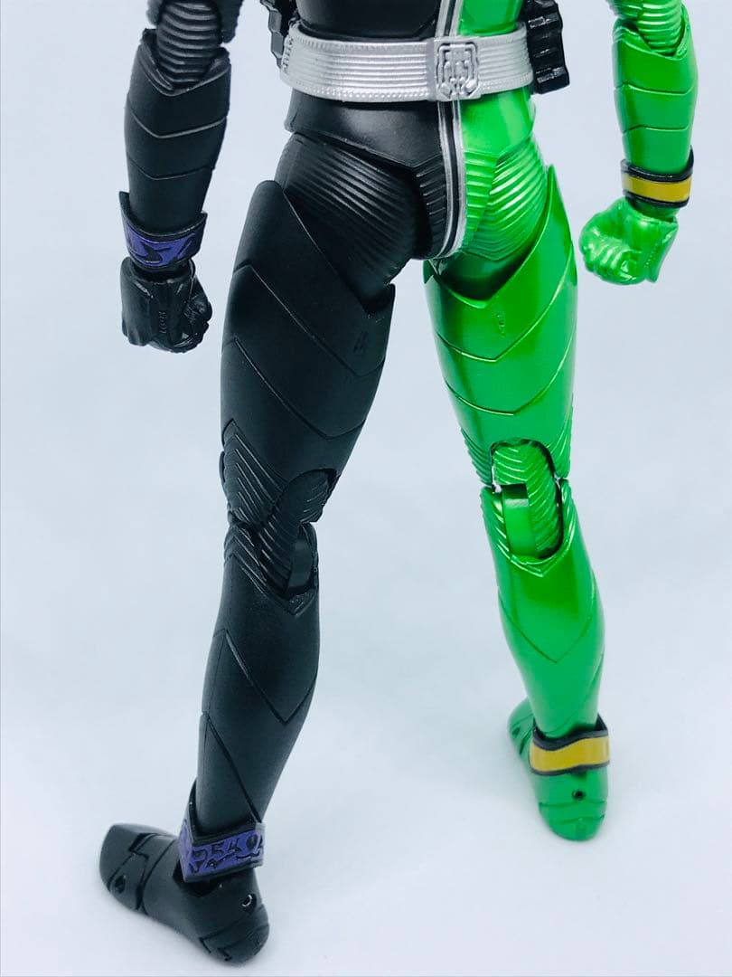 S.H.Figuarts 真骨彫製法仮面ライダーW サイクロンジョーカー
