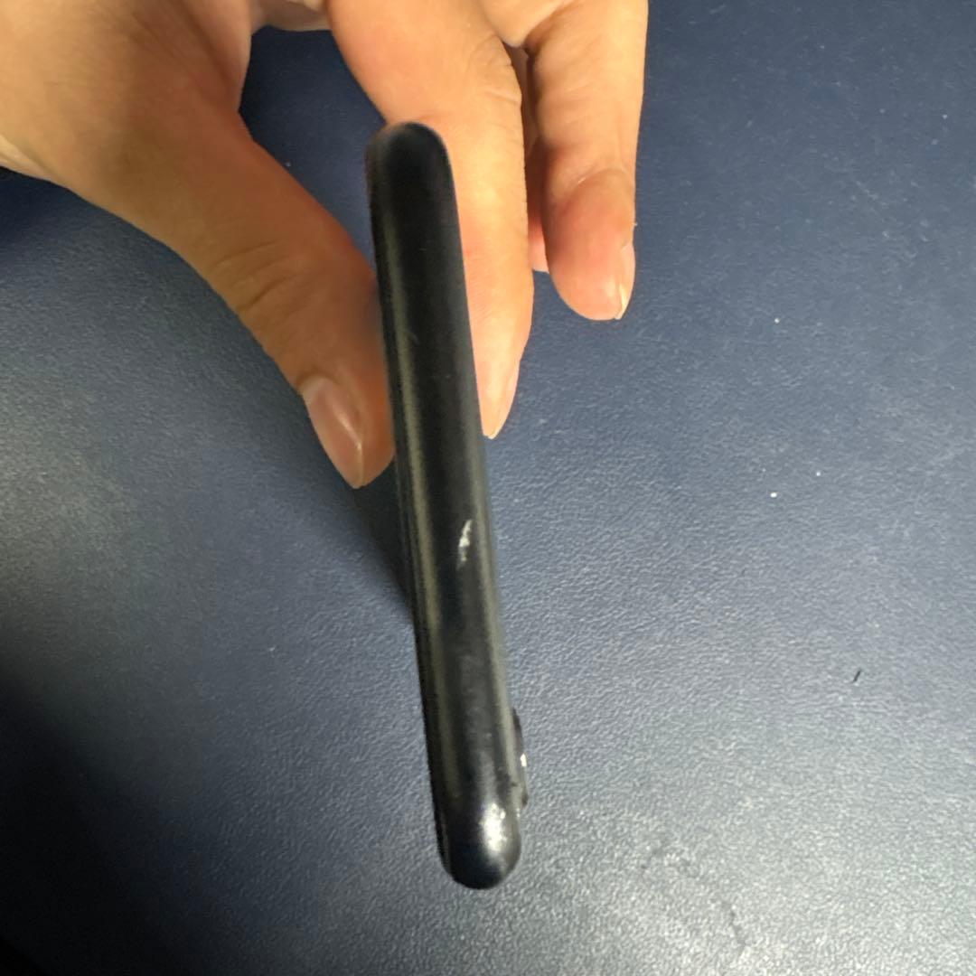 iPhone se 第二世代 64gb SIMフリー 本体