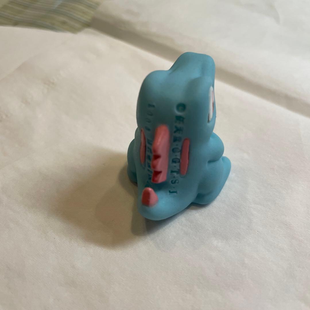 ワニノコ 約4cm 任天堂刻印　指人形